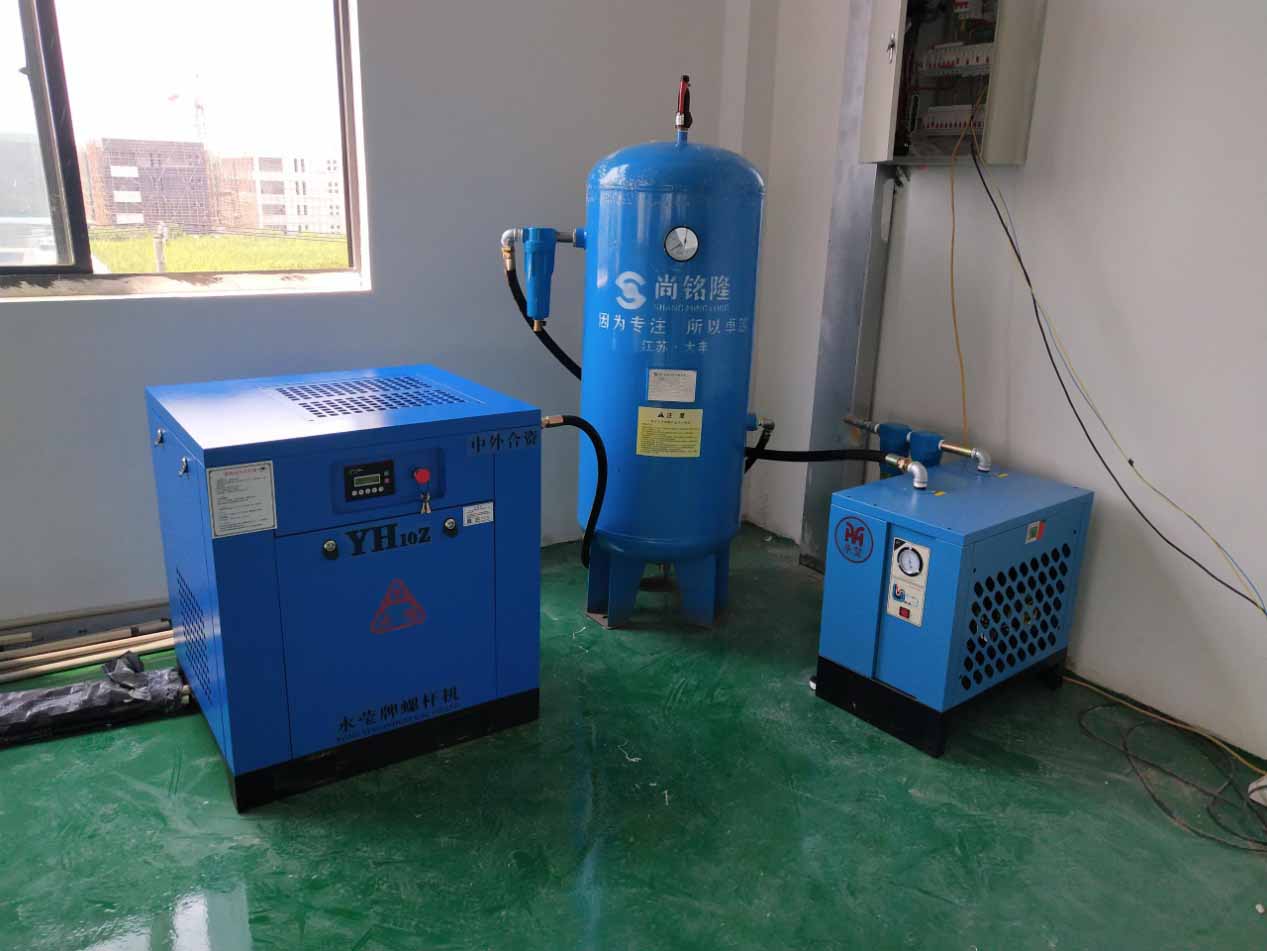 為什么選擇永磁變頻空壓機(jī)，權(quán)偉永瑩螺桿空壓機(jī)廠家